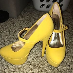 Qupid yellow heels